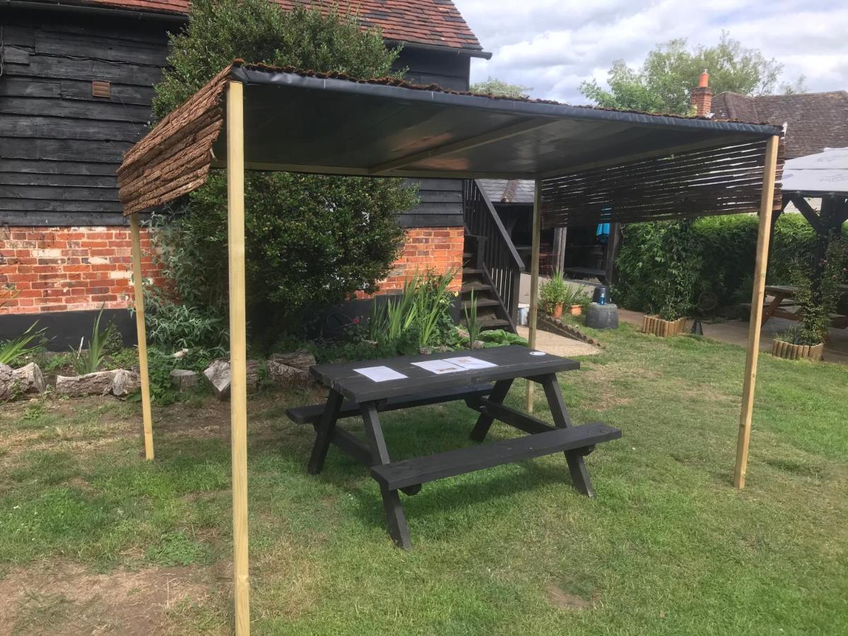 The Wheatsheaf Bramley Surrey 호텔 외부 사진