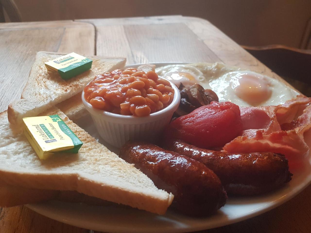 The Wheatsheaf Bramley Surrey 호텔 외부 사진